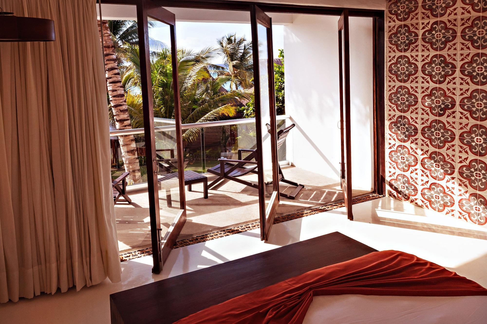 Le Reve By Mij - Beachfront Hotel (Adults Only) Playa del Carmen Exteriör bild