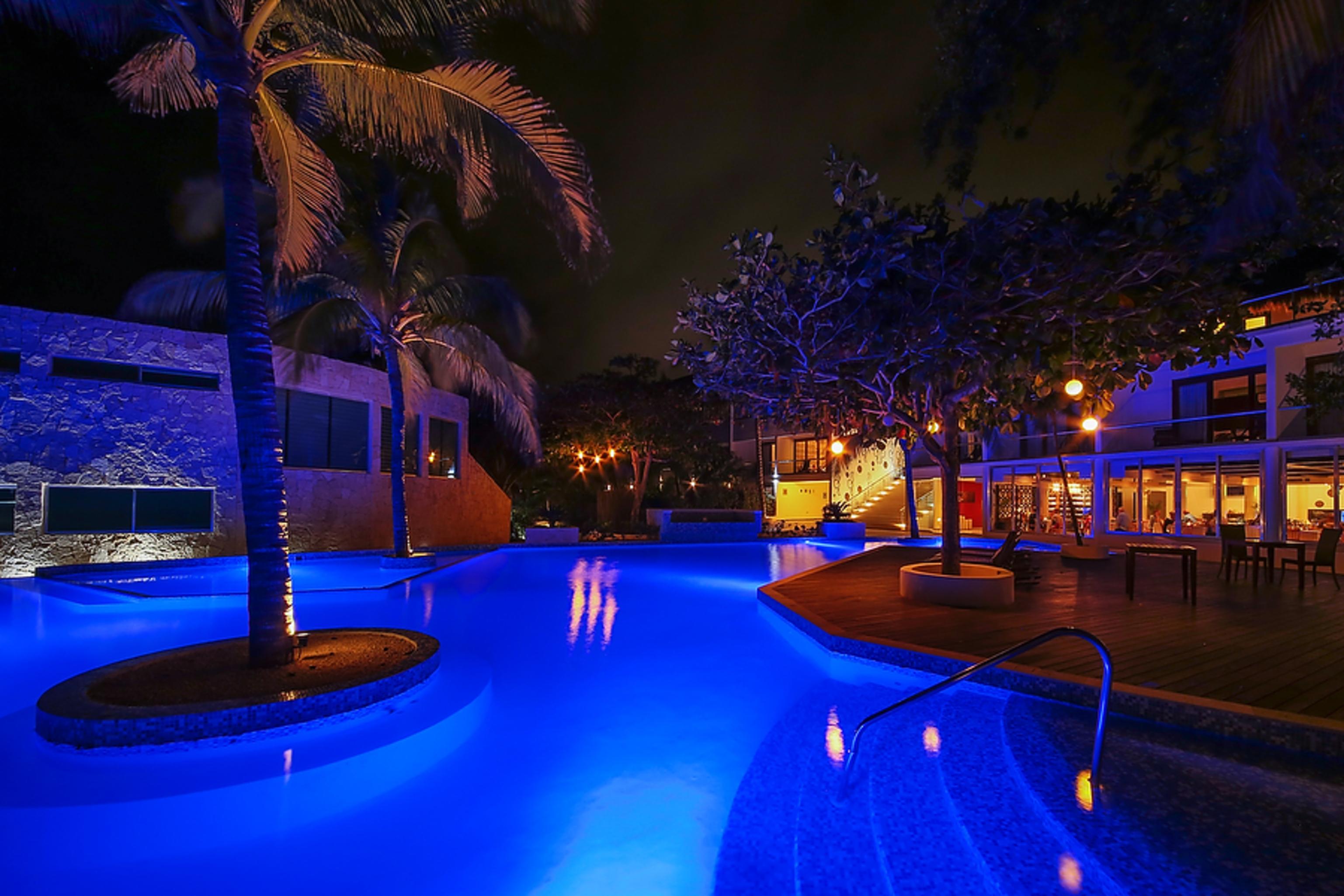 Le Reve By Mij - Beachfront Hotel (Adults Only) Playa del Carmen Exteriör bild